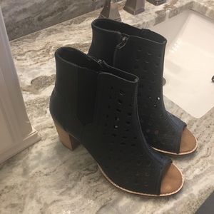 Toms peep toe booties